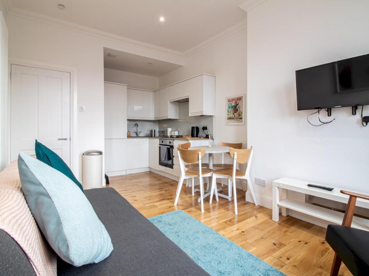 Modern 1Br Apartment In Heart Of West End Glasgow Exterior photo